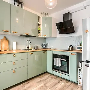  Apartament Urocze Mieszkanie Z Ogrodkiem I Bezplatny Parking
